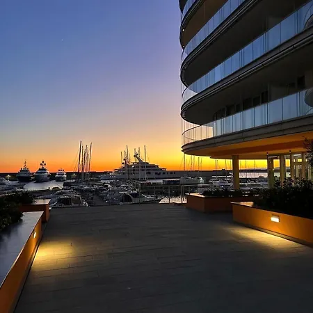 Casa Piano Waterfront Wifi Free Parking *